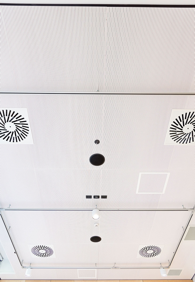 Ceiling_Porttrait