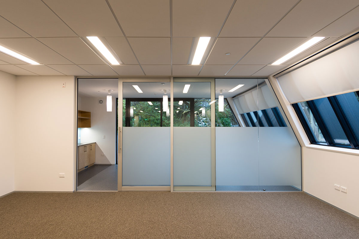 C&I-0085-2 Sliding_Door_Open