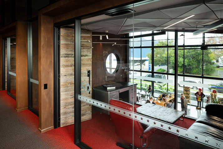 Pic’s-Peanut-Butter-2 Wideshot_Wooden_Ceiling_Walls